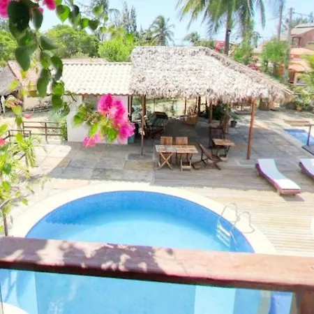 Pousada Morada Do Sol Camocim Exterior photo